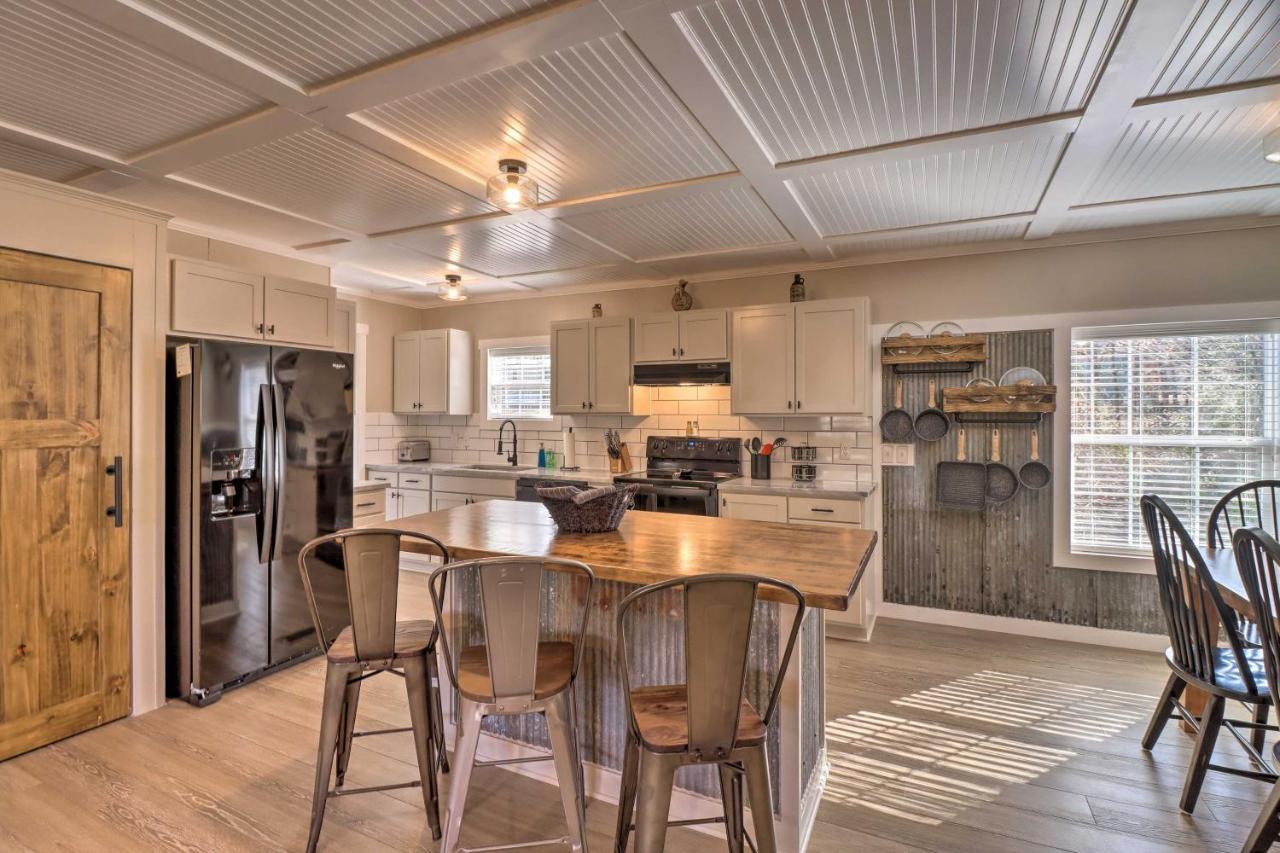 Lakefront Greers Ferry Cabin With Covered Boat Slip! Fairfield Bay Exteriör bild