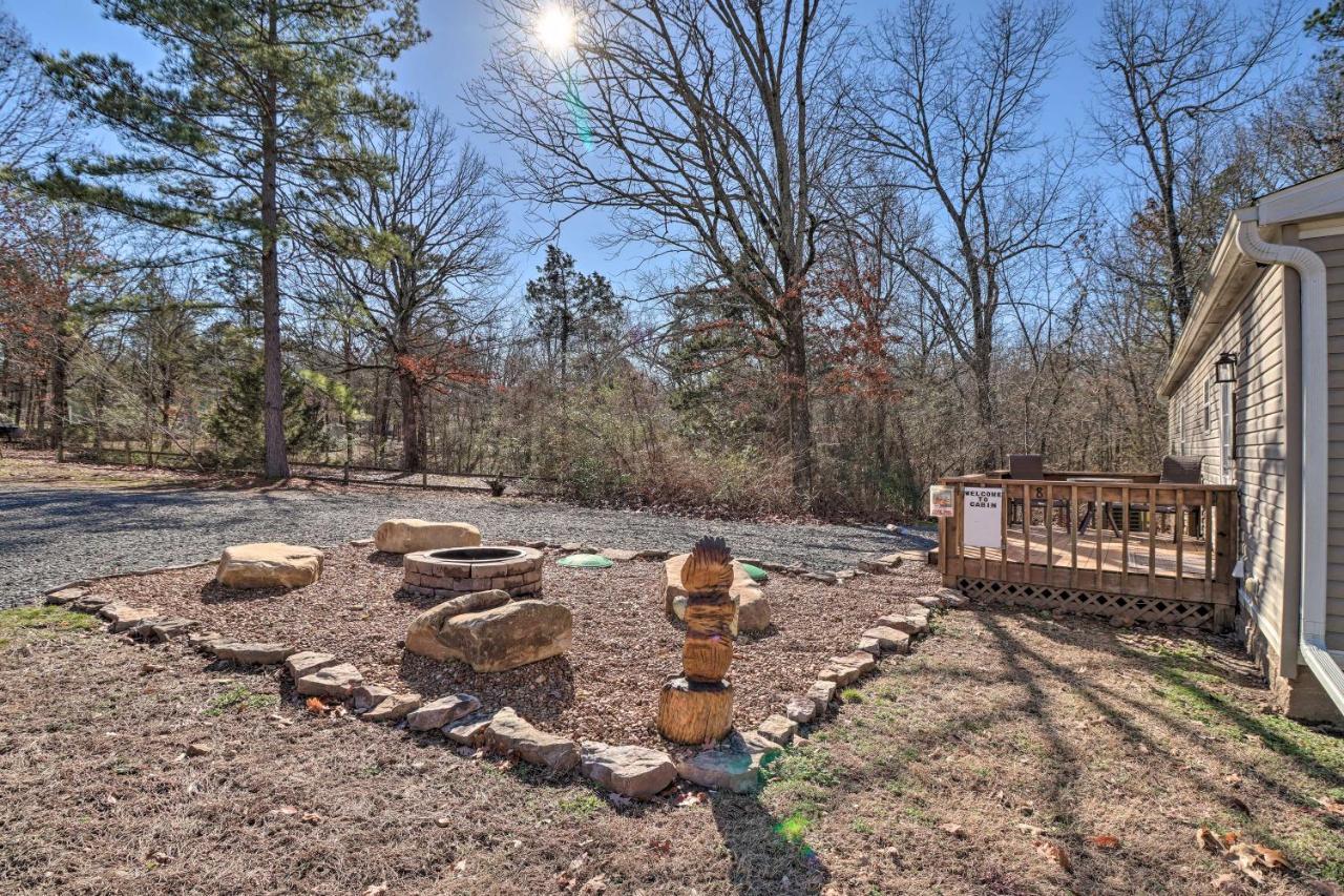 Lakefront Greers Ferry Cabin With Covered Boat Slip! Fairfield Bay Exteriör bild