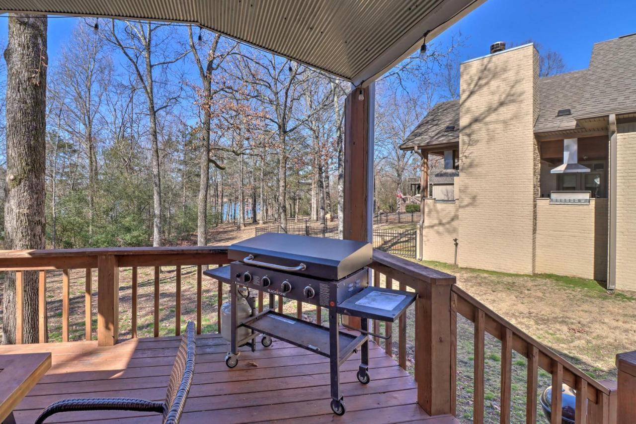 Lakefront Greers Ferry Cabin With Covered Boat Slip! Fairfield Bay Exteriör bild