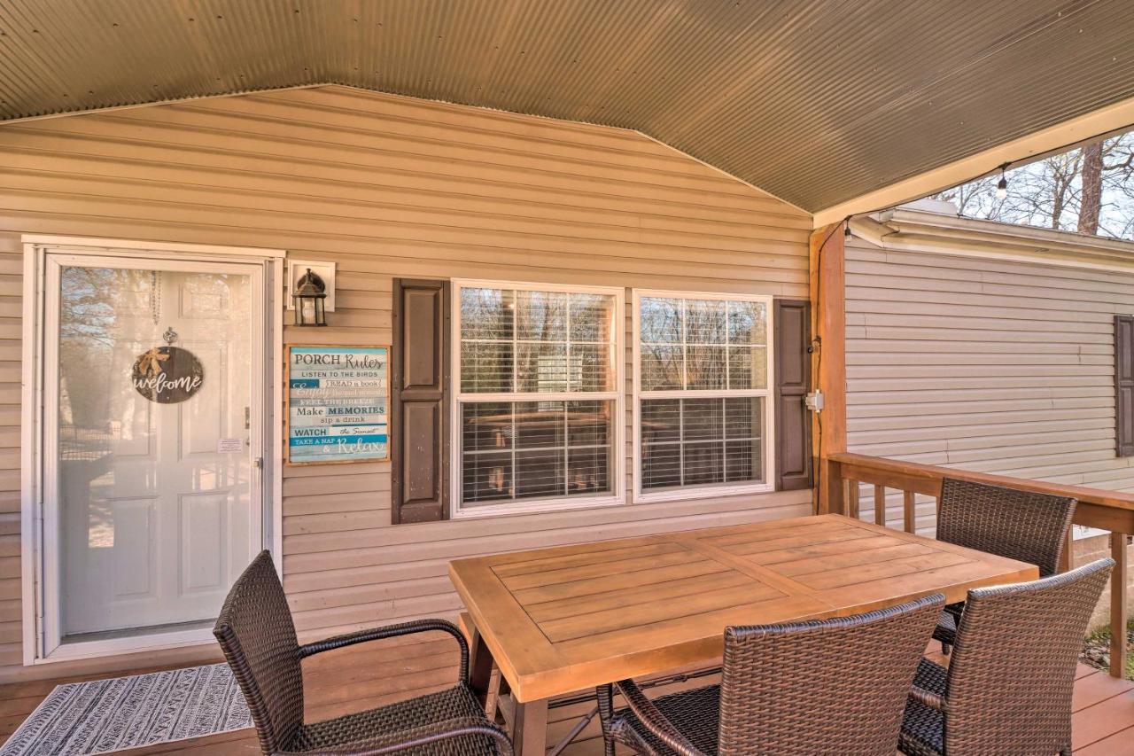 Lakefront Greers Ferry Cabin With Covered Boat Slip! Fairfield Bay Exteriör bild