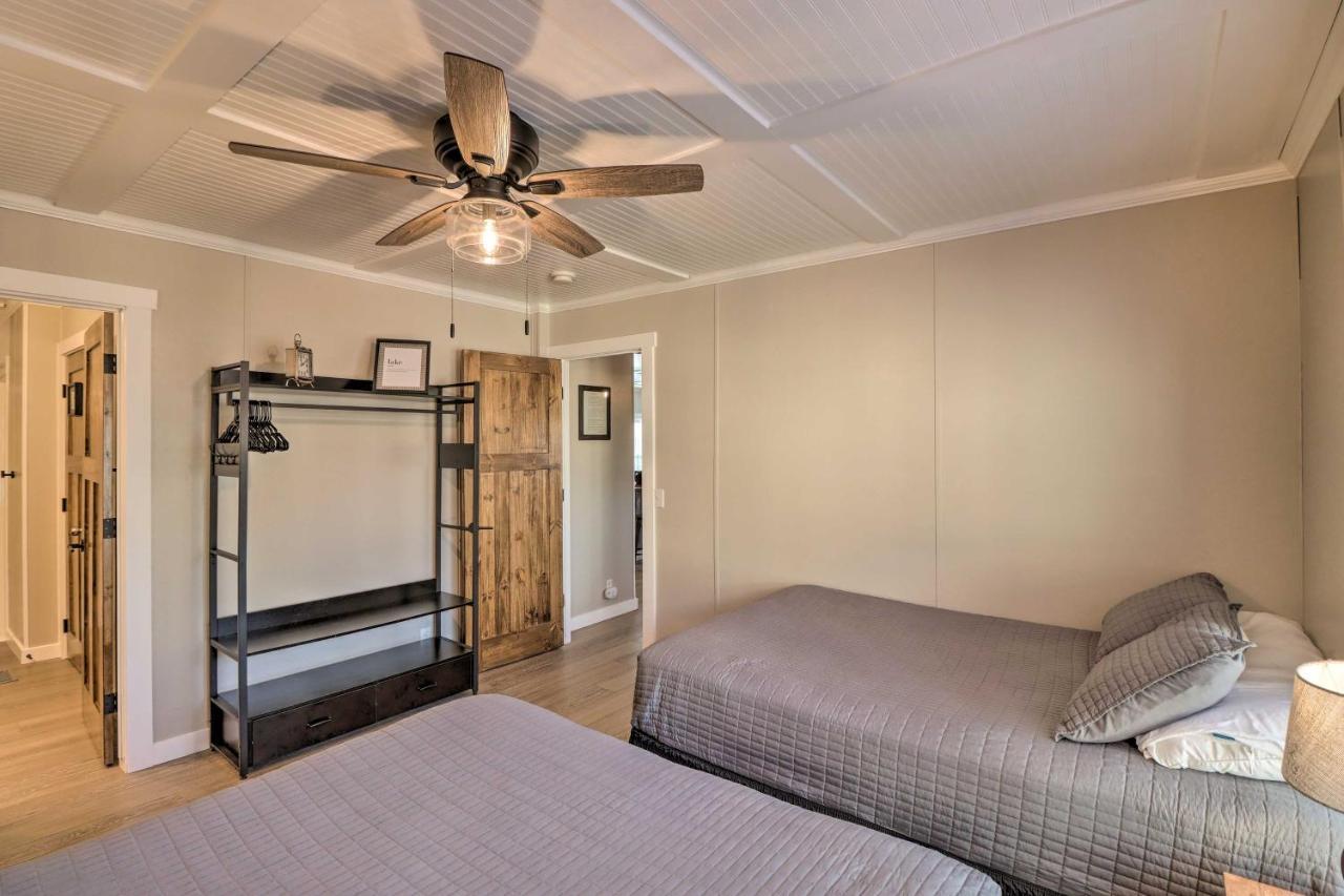 Lakefront Greers Ferry Cabin With Covered Boat Slip! Fairfield Bay Exteriör bild