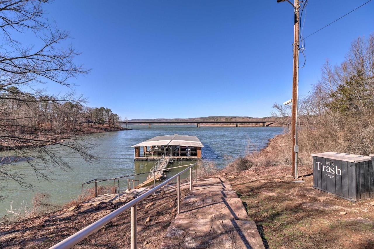 Lakefront Greers Ferry Cabin With Covered Boat Slip! Fairfield Bay Exteriör bild